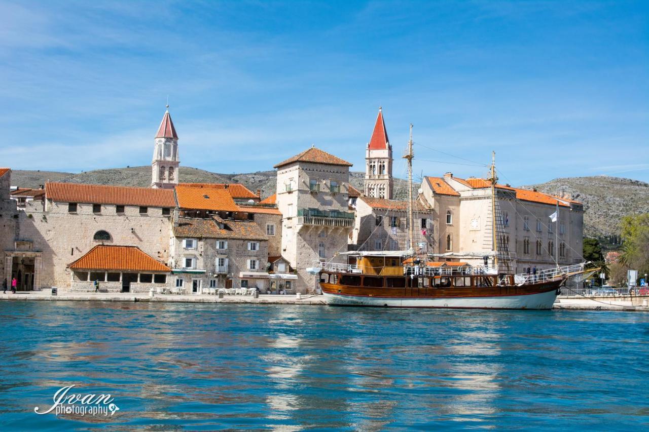 Villa Tonina Trogir Exterior photo