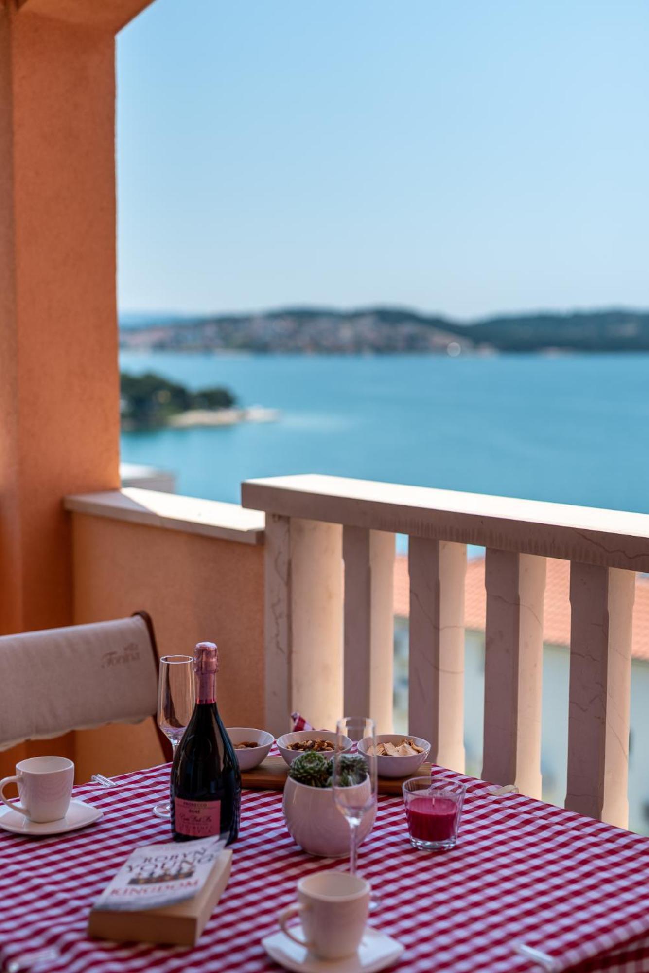 Villa Tonina Trogir Exterior photo