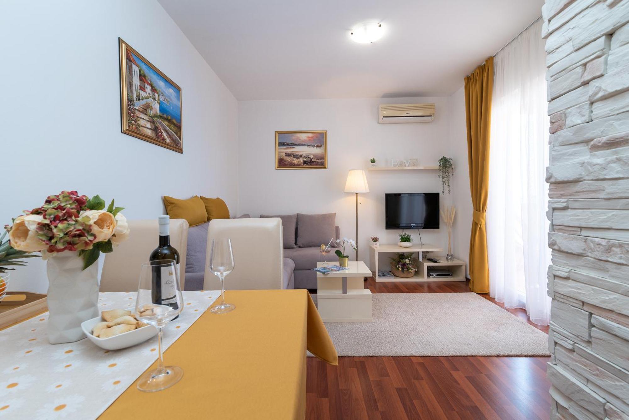Villa Tonina Trogir Exterior photo